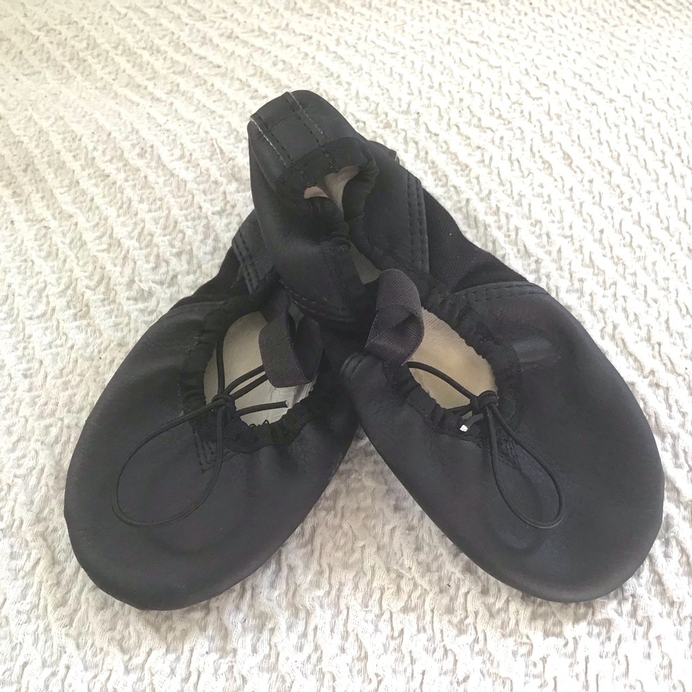 VGUC ballet slippers